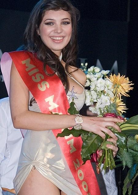 Мисс Maxim 2008 года Евгения Неронская